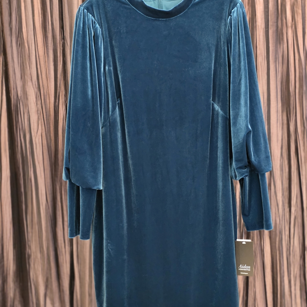 Aiden Teal Velvet Long-Sleeve Dress